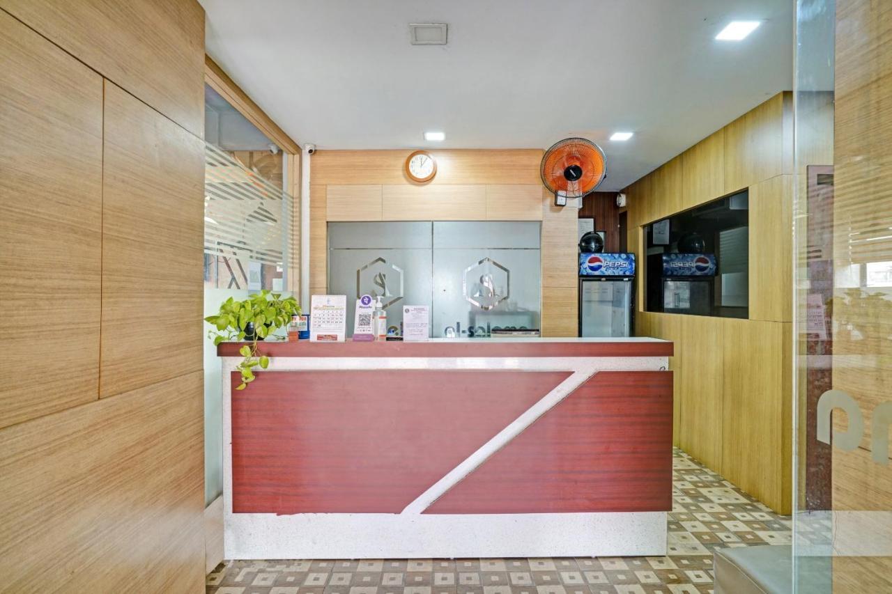 Capital O 87015 Hotel Al Salama Kochi Luaran gambar